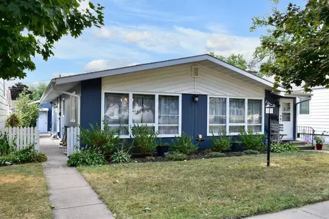 819 W 10th St, Winona, MN 55987