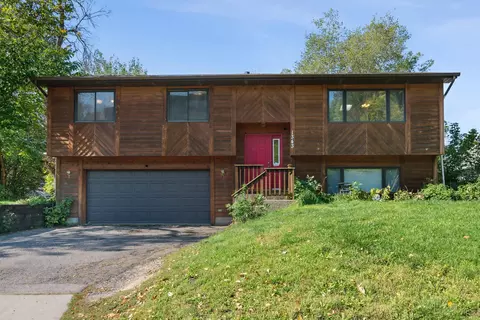 1343 Bidwell St, West Saint Paul, MN 55118