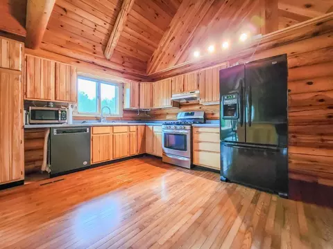 4804 Judd Rd, Gilbert, MN 55741 photo 2