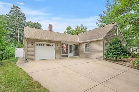 3712 Zenith Ave N, Robbinsdale, MN 55422