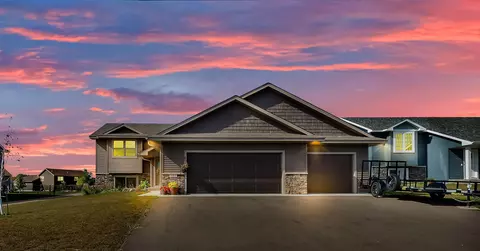 347 Prairie Rd, New Richmond, WI 54017