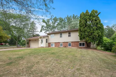 7521 Irish Ave S, Cottage Grove, MN 55016