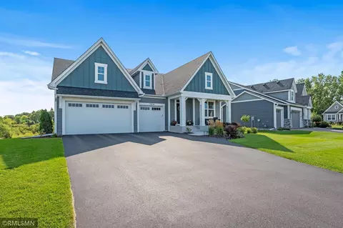5504 Mehegan Ct, White Bear Twp, MN 55127