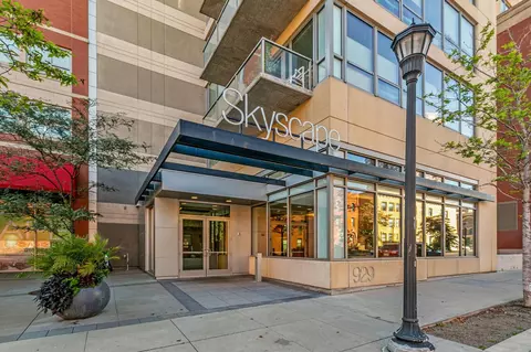 929 Portland Ave S #2309, Minneapolis, MN 55404