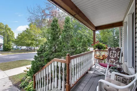 710 1st Ave NW, Faribault, MN 55021