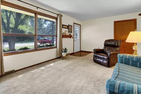 616 Baxter St N, Champlin, MN 55316 photo 5
