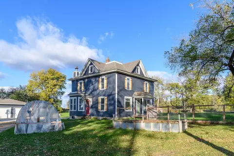 10161 335th St, Cannon Falls, MN 55009
