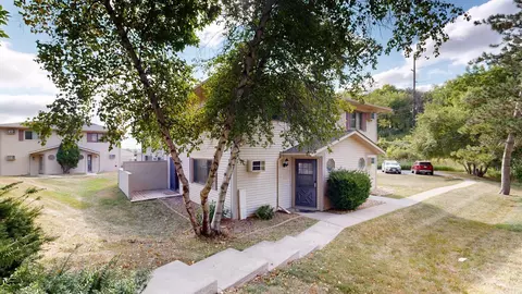 110 Meadow Run Dr SW #A, Rochester, MN 55902