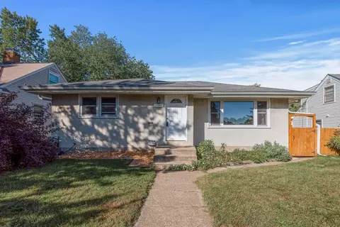 3445 Lee Ave N, Crystal, MN 55422