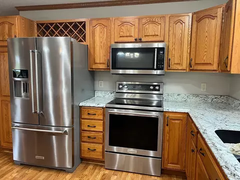 219 James Dr, Elysian, MN 56028 photo 7