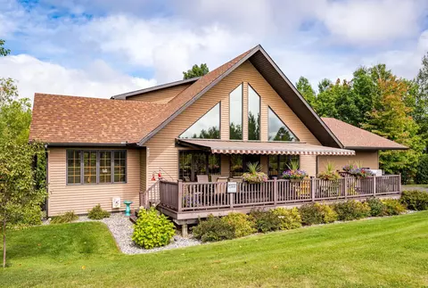 117 Eagle Dr, Coleraine, MN 55722