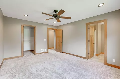 2183 Rushmore Dr, River Falls, WI 54022 photo 8