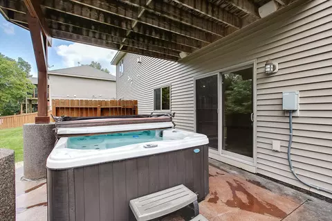 2183 Rushmore Dr, River Falls, WI 54022 photo 21