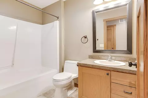 2183 Rushmore Dr, River Falls, WI 54022 photo 12