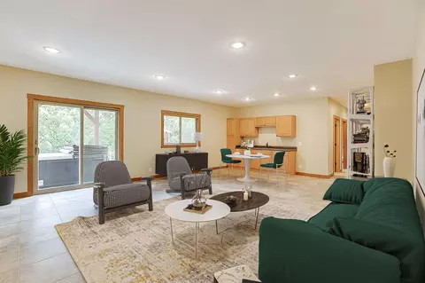2183 Rushmore Dr, River Falls, WI 54022 photo 14