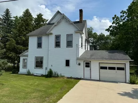 11 SE 2nd Ave, Verndale, MN 56481