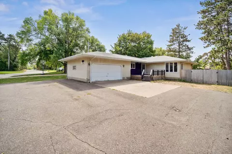 724 Bradford Ave, Champlin, MN 55316 photo 2