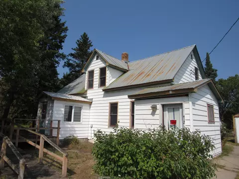 412 Mill St S, Pine River, MN 56474