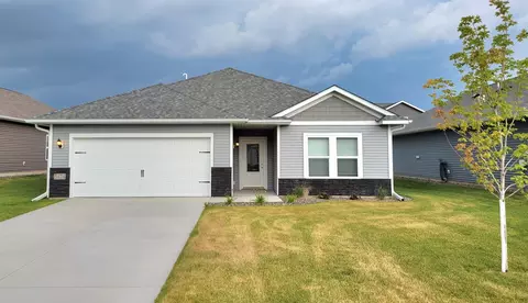 5474 395th St, North Branch, MN 55056