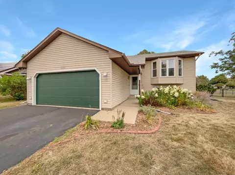 3923 154th St W, Rosemount, MN 55068