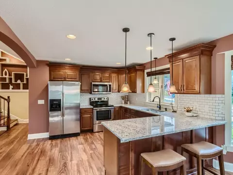 5493 W 131st St, Savage, MN 55378