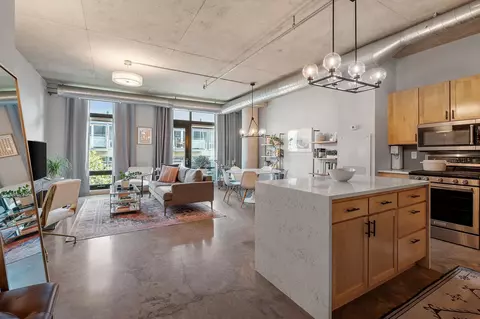 720 N 4th St #408, Minneapolis, MN 55401