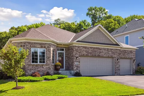 4258 Creekside Way, Minnetrista, MN 55331
