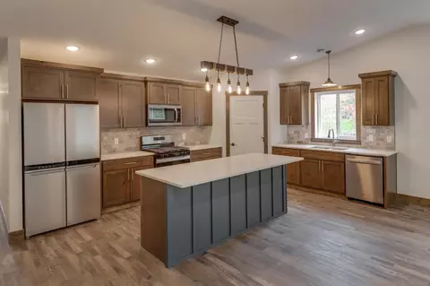 11374 Kennedy Rd, Brainerd, MN 56401 photo 2
