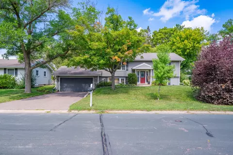 2700 16th St NW, New Brighton, MN 55112