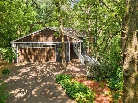 3735 S Hills Dr, Eagan, MN 55123 photo 50