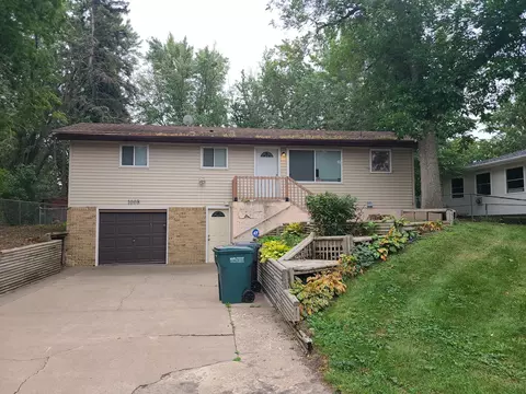 1008 128th Ave NE, Blaine, MN 55434