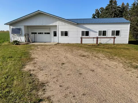 12148 400th St, Eagle Bend, MN 56446 photo 4