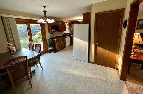 408 S 2nd St, Olivia, MN 56277 photo 7