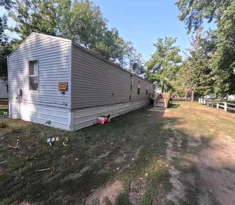 231 Dakota St N, Woodstock, MN 56186