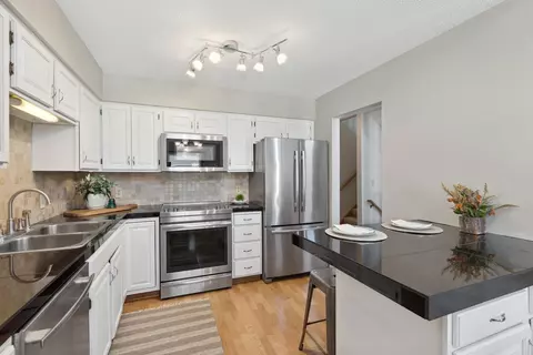 4102 S Meadowlark Rd, Eagan, MN 55122 photo 10
