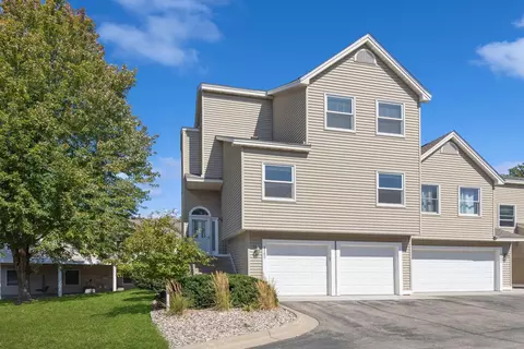 4102 S Meadowlark Rd, Eagan, MN 55122