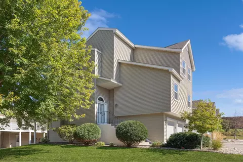 4102 S Meadowlark Rd, Eagan, MN 55122 photo 2
