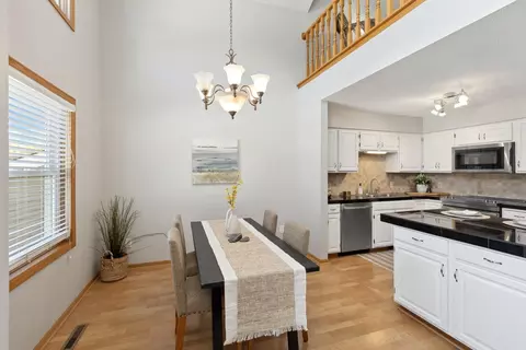 4102 S Meadowlark Rd, Eagan, MN 55122 photo 12