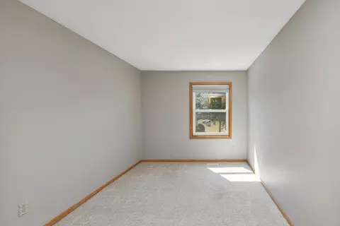 4102 S Meadowlark Rd, Eagan, MN 55122 photo 29