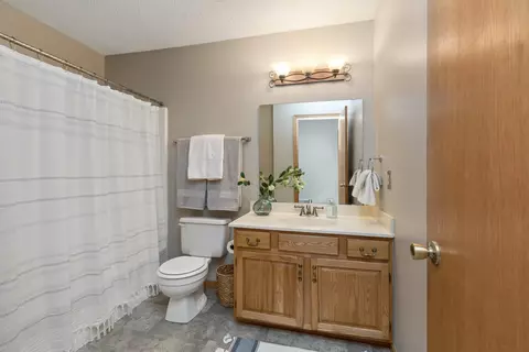4102 S Meadowlark Rd, Eagan, MN 55122 photo 28