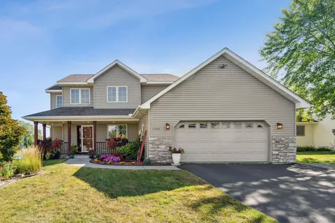 1786 Rodao Dr, River Falls, WI 54022