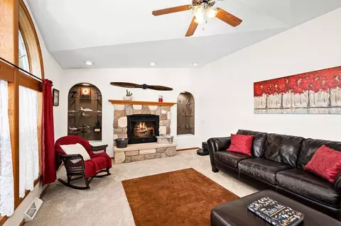 1 Pecan Ln, Duluth, MN 55810 photo 13