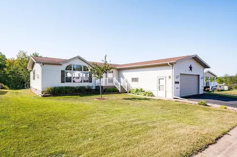 1 Pecan Ln, Duluth, MN 55810