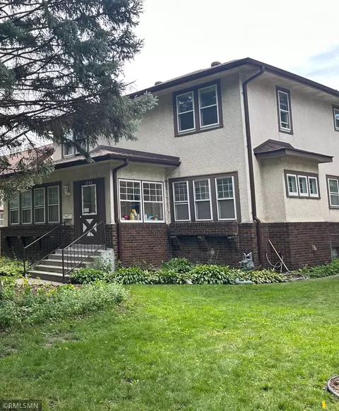 1942 Arthur St NE, Minneapolis, MN 55418