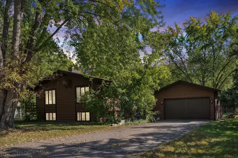 113 Hillcrest Rd, Monticello, MN 55362