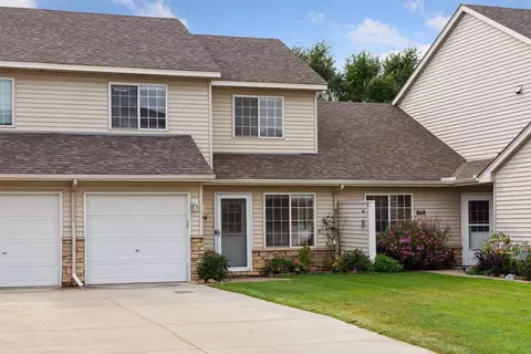 874 Swaps Dr, Shakopee, MN 55379