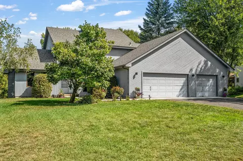 17682 Kettering Trl, Lakeville, MN 55044