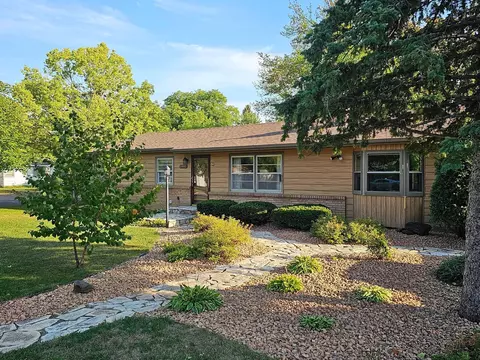 1402 17th St S, Saint Cloud, MN 56301