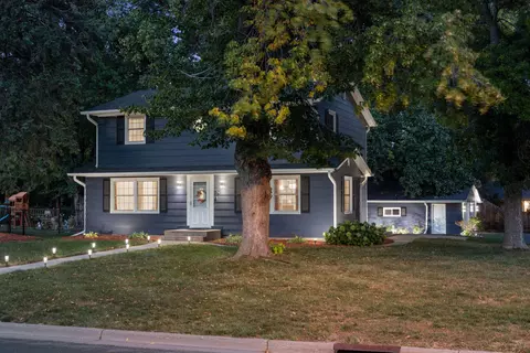 521 Rhode Island Ave S, Golden Valley, MN 55426