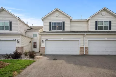 1563 Yorkshire Ln #3003, Shakopee, MN 55379